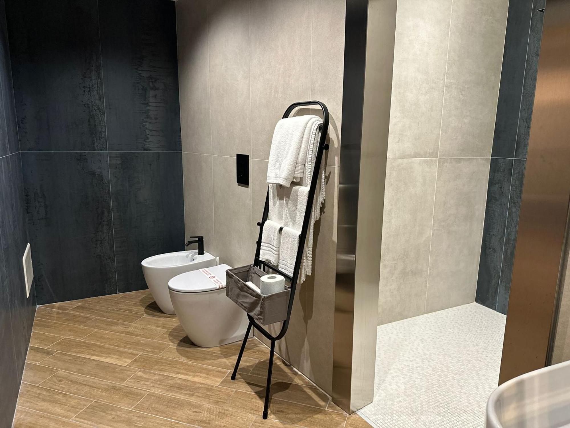 Maison Toledo Suites Neapel Exteriör bild